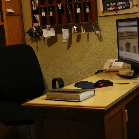 둘세스 수에뇨스 게스트하우스 세비야